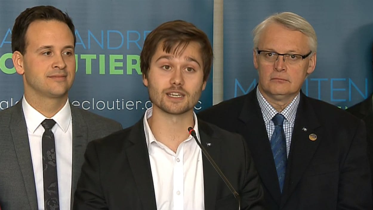 Léo Bureau-Blouin en compagnie d'Alexandre Cloutier, le 26 février Léo Bureau-Blouin en compagnie d'Alexandre Cloutier, le 26 février