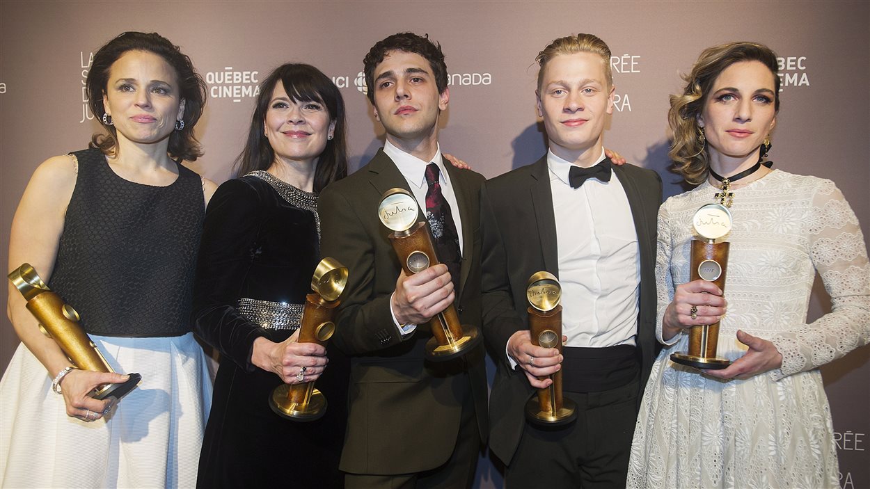 Suzanne Clément, Anne Dorval, Antoine Olivier Pilon et Nancy Grant à la 17e Soirée des Jutra Suzanne Clément, Anne Dorval, Antoine Olivier Pilon et Nancy Grant à la 17e Soirée des Jutra