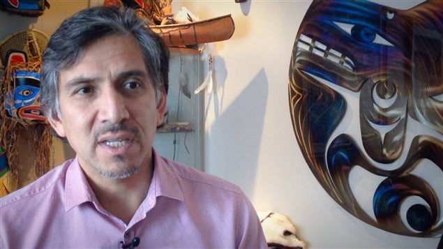 Dr Stanley Vollant, premier chirurgien autochtone du Québec, instigateur de la marche Innu Meshkenu (Bureau édito) Dr Stanley Vollant, premier chirurgien autochtone du Québec, instigateur de la marche Innu Meshkenu (Bureau édito)