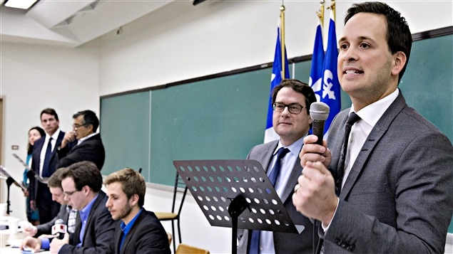 Alexandre Cloutier (à droite) Alexandre Cloutier (à droite)