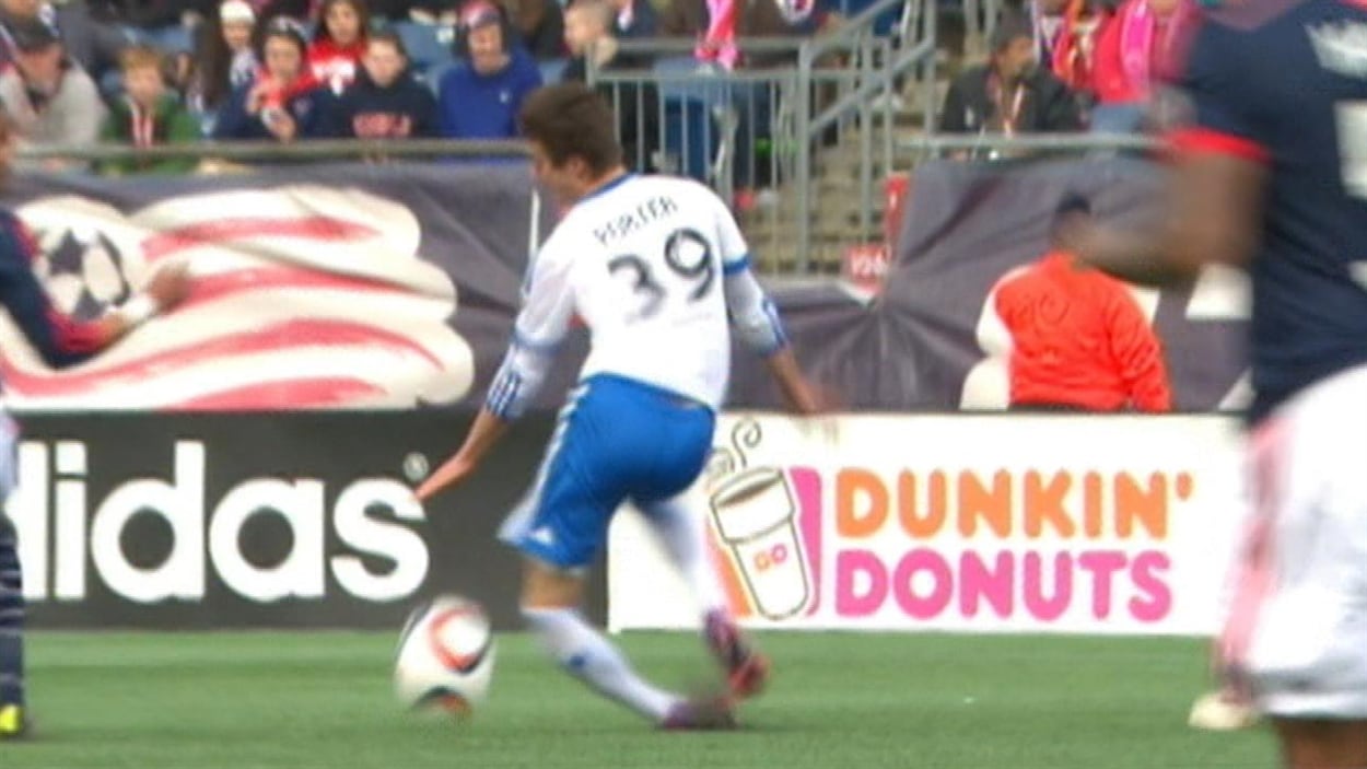 Cameron Porter s'est blessé au genou gauche contre Washington. Cameron Porter s'est blessé au genou gauche contre Washington.