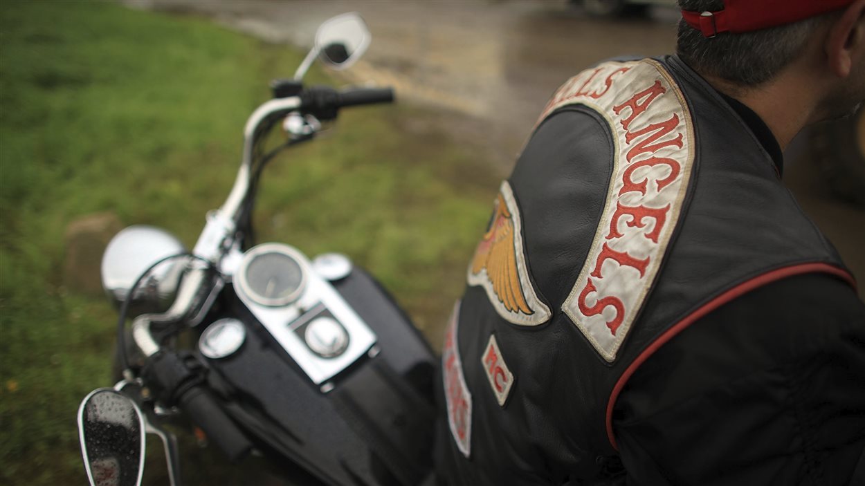 Un membre des Hells Angels Un membre des Hells Angels