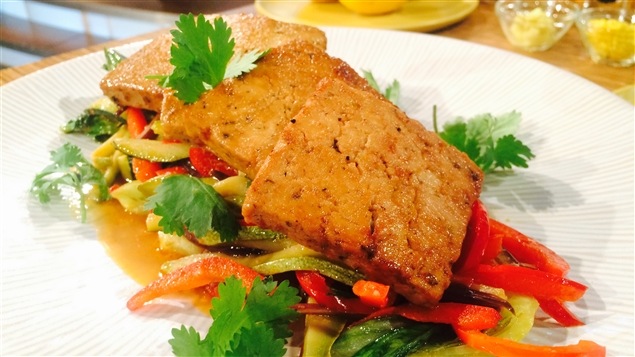 Sauté au tofu et au miel de soeur Angèle Sauté au tofu et au miel de soeur Angèle