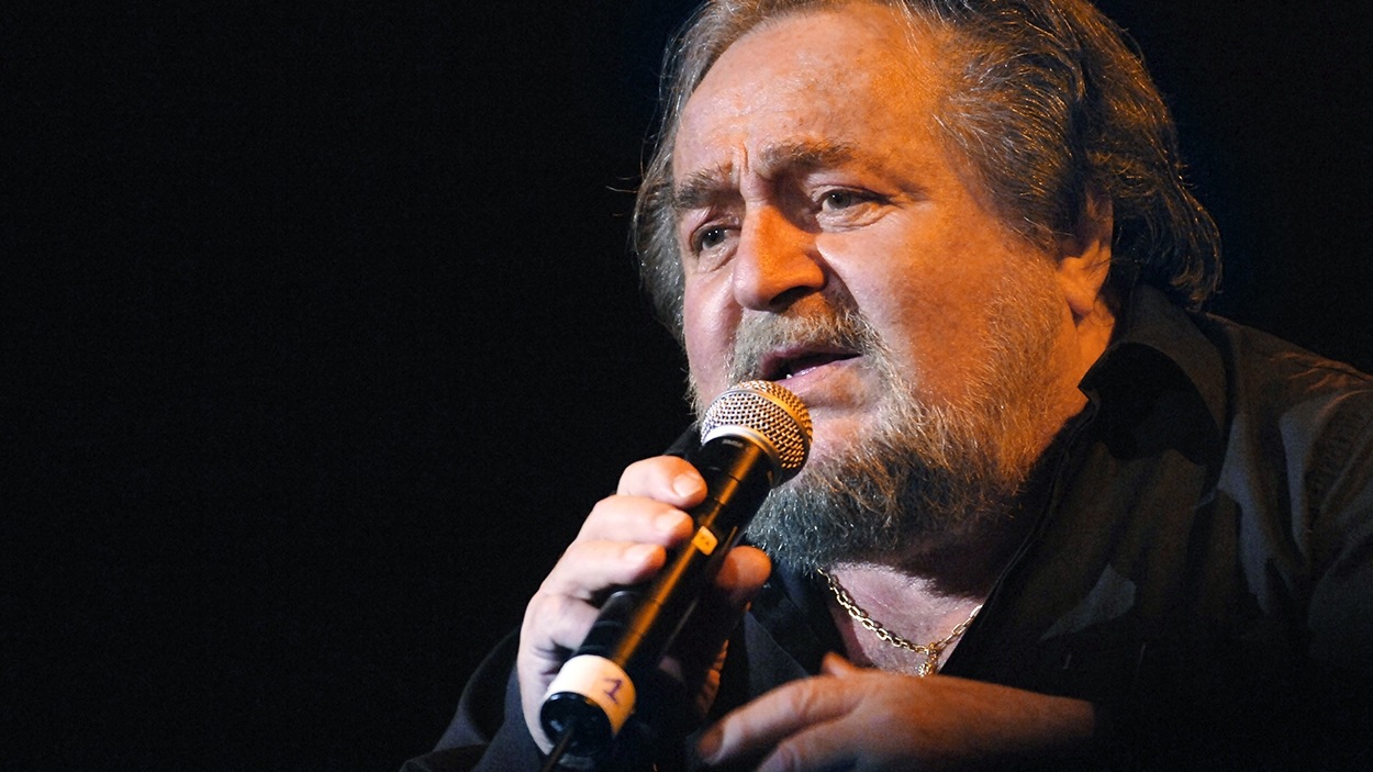 Richard Anthony en concert à Paris en 2006. Richard Anthony en concert à Paris en 2006.