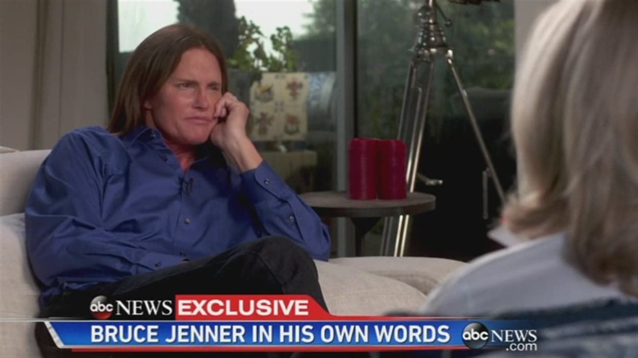 Bruce Jenner en entrevue avec Diane Sawyer. Bruce Jenner en entrevue avec Diane Sawyer.