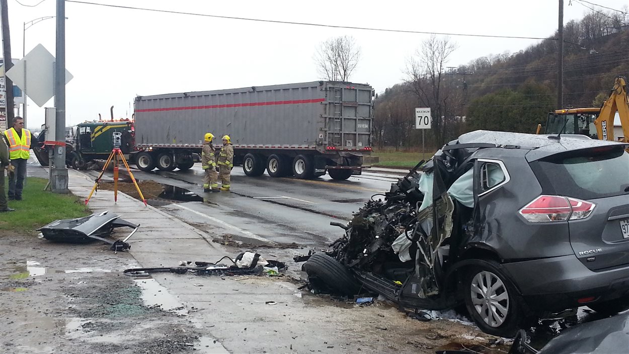 Collision mortelle à SainteAnnedeBeaupré ICI.RadioCanada.ca