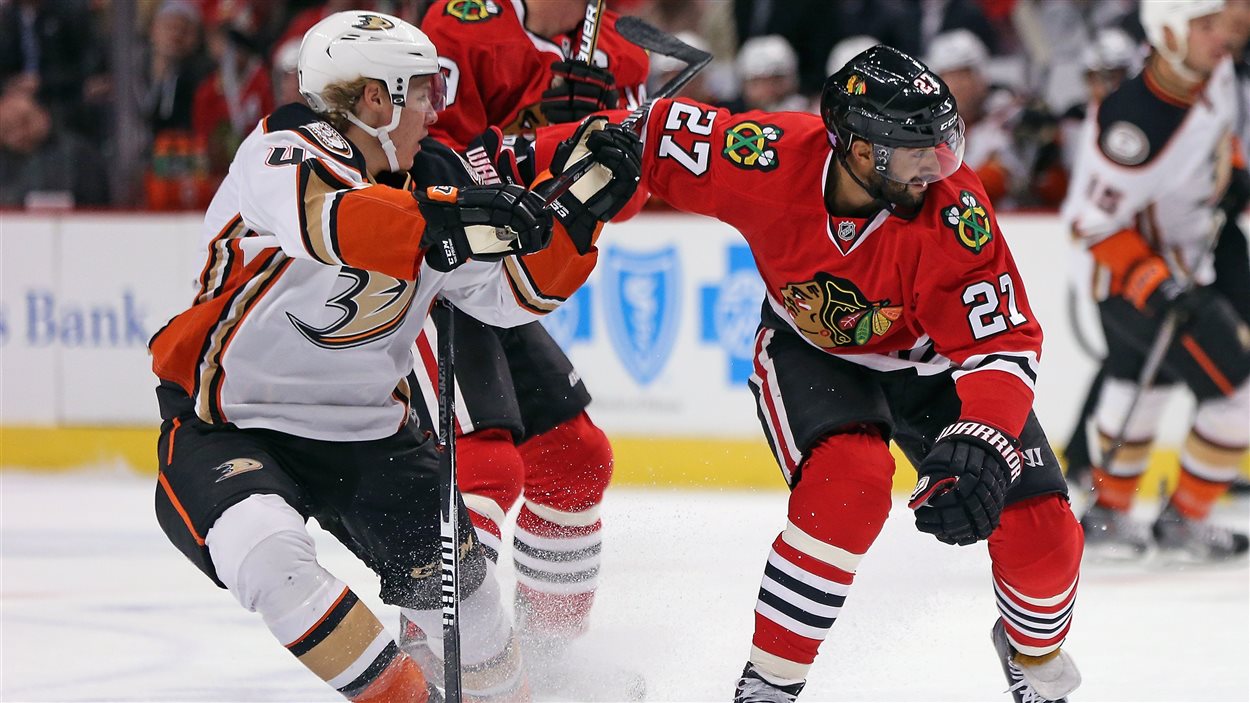Ducks contre Blackhawks Ducks contre Blackhawks