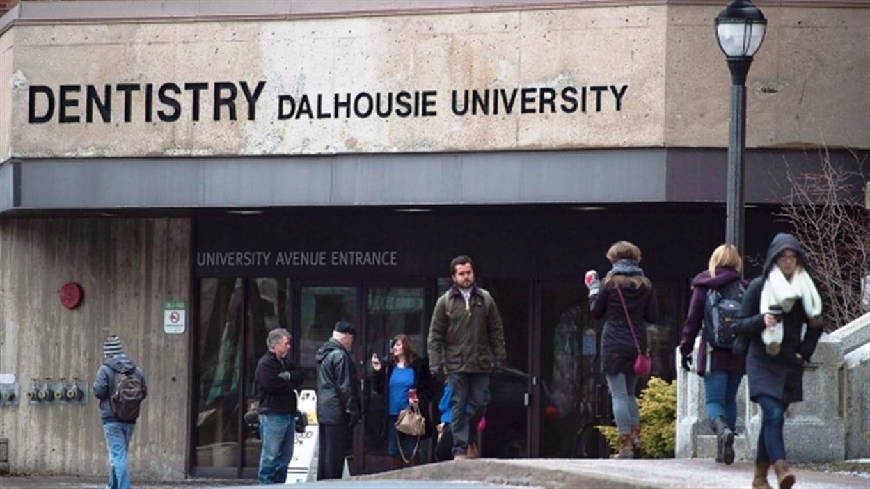 Faculté de sciences dentaires de l'Université Dalhousie Faculté de sciences dentaires de l'Université Dalhousie