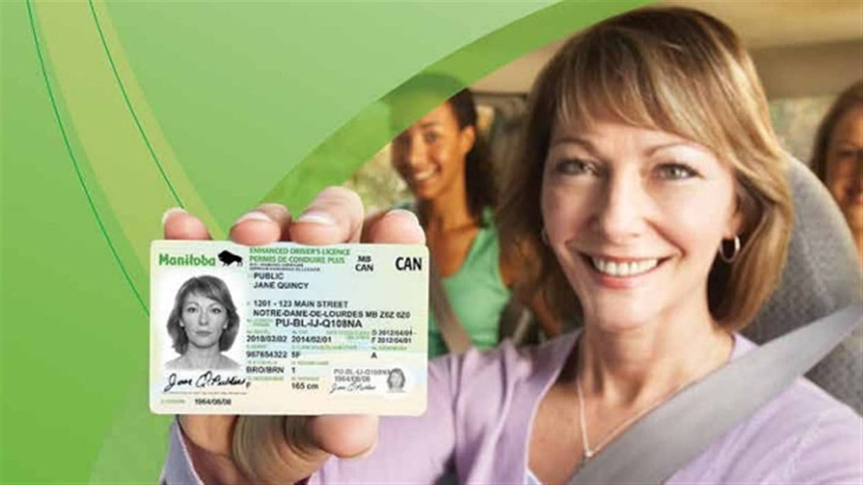 Une carte d’identité multifonction la province veut connaître l'avis