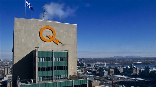 Le dollar à son plus bas depuis 11 ans. Hydro-Québec devra limiter ses hausses de tarifs. Gagner 15 dollars l'heure chez McDonald au sud de la frontière. Le dollar à son plus bas depuis 11 ans. Hydro-Québec devra limiter ses hausses de tarifs. Gagner 15 dollars l'heure chez McDonald au sud de la frontière.