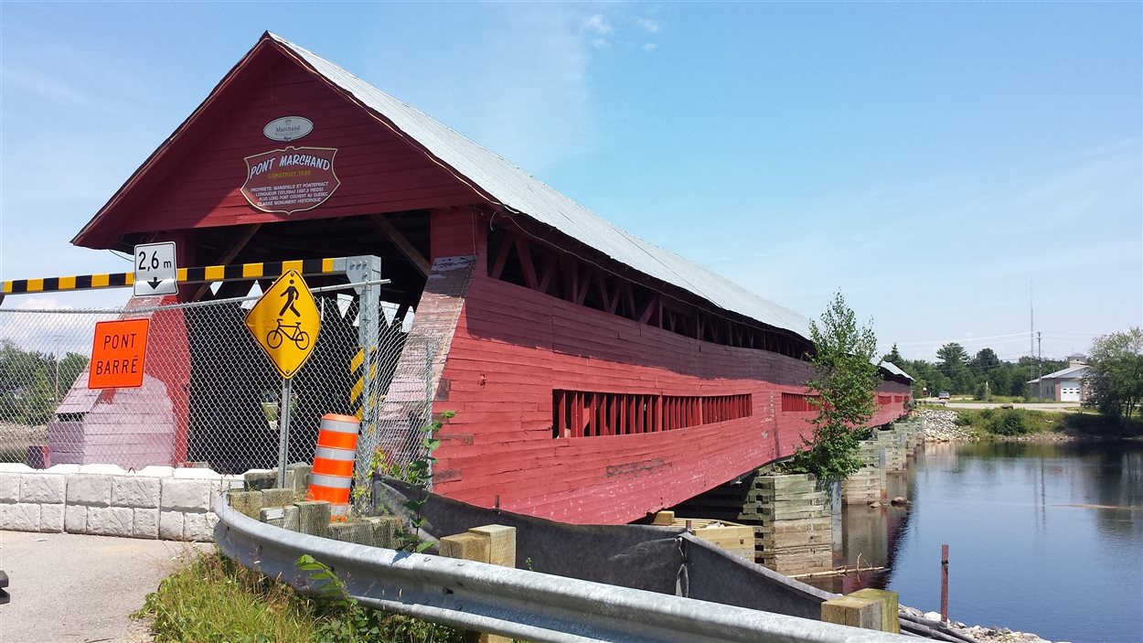 Le plus long pont couvert au Québec sera réparé ICI.RadioCanada.ca
