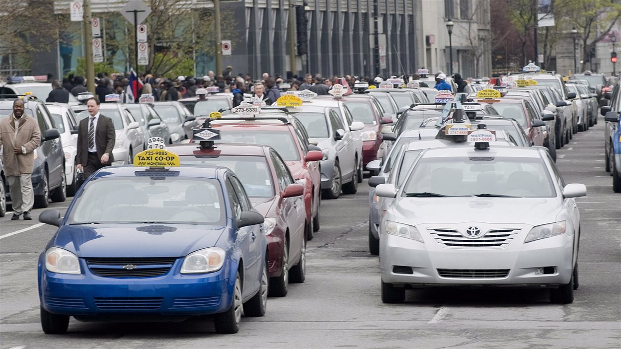 Des taxis à Montréal (archives) Des taxis à Montréal (archives)