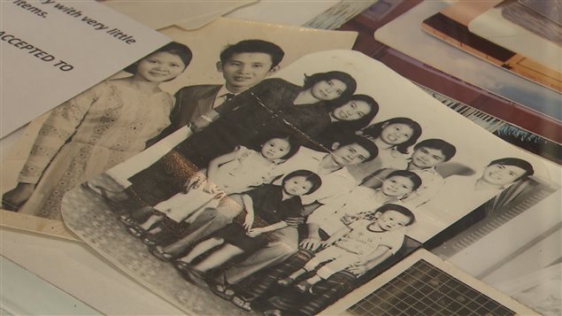 La famille Nguyen, alors que Thi Be n'était âgée que de quatre ans La famille Nguyen, alors que Thi Be n'était âgée que de quatre ans