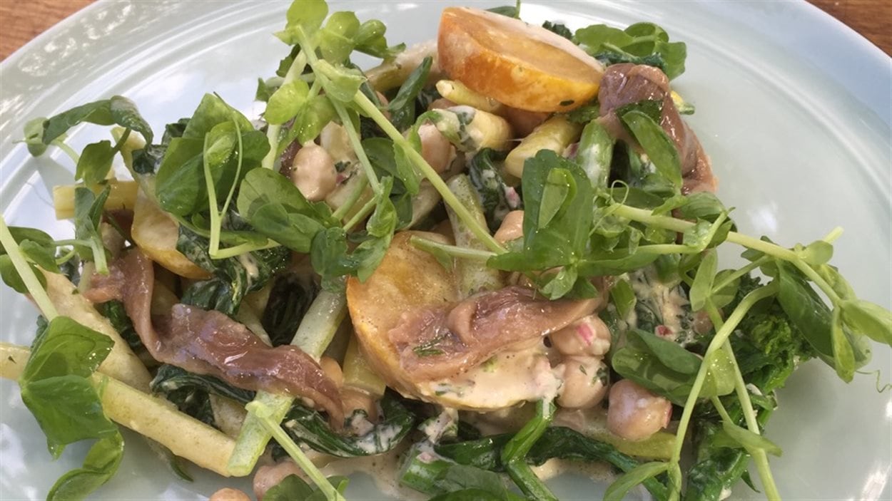 Salade de légumes, vinaigrette aux anchois Salade de légumes, vinaigrette aux anchois