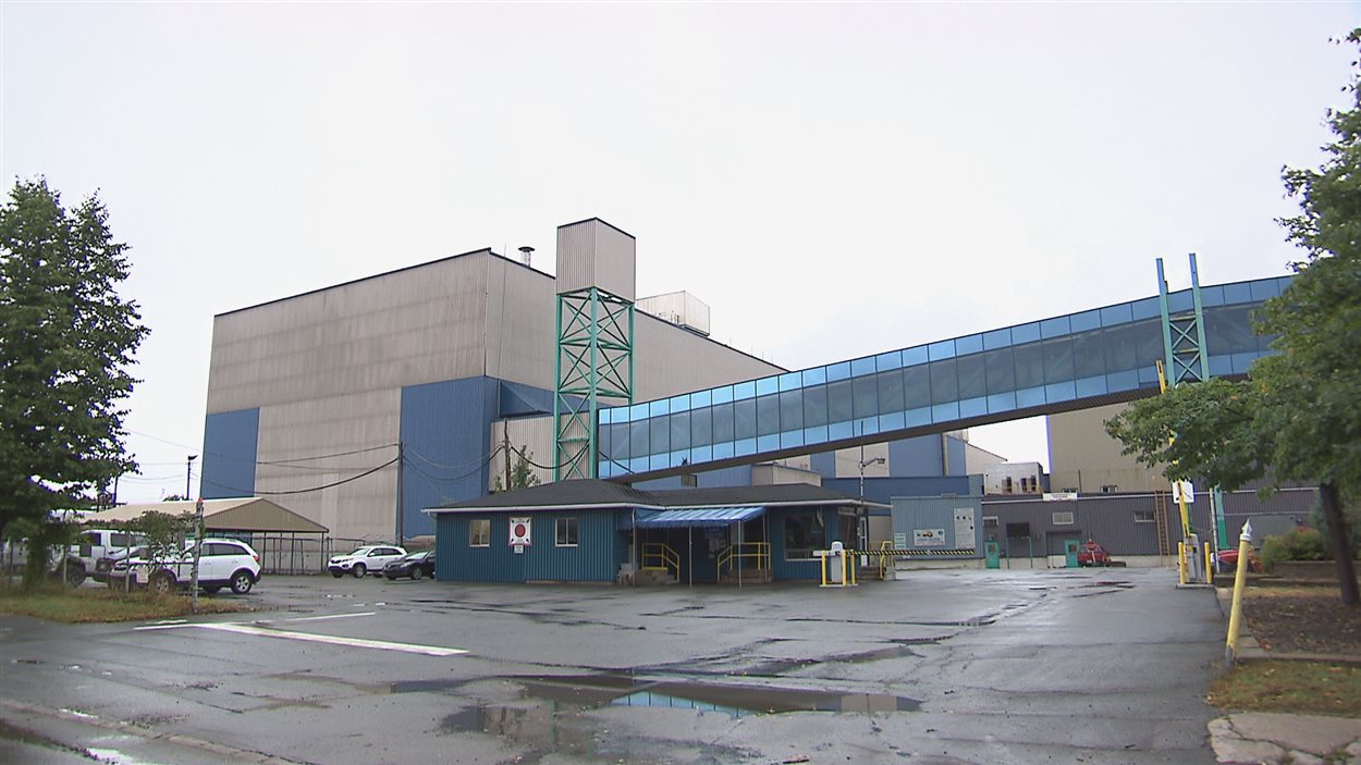 Québec investit 190 M$ pour la transformation de la machine à papier numéro 10 de l'usine Kruger Trois-Rivières Québec investit 190 M$ pour la transformation de la machine à papier numéro 10 de l'usine Kruger Trois-Rivières