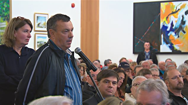 Des citoyens de Saint-Augustin ont reproché aux conseillers de s'en prendre au maire. Des citoyens de Saint-Augustin ont reproché aux conseillers de s'en prendre au maire.