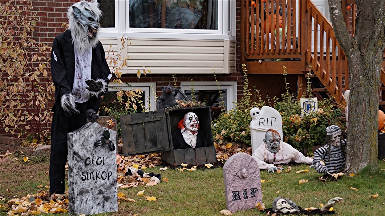 Quand décorer sa maison pour l'Halloween n'a pas de prix ICI.Radio