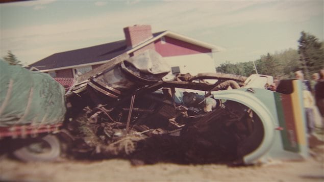 Cette photo montre ce qu'il restait du camion d'Allen Howell après l'accident Cette photo montre ce qu'il restait du camion d'Allen Howell après l'accident
