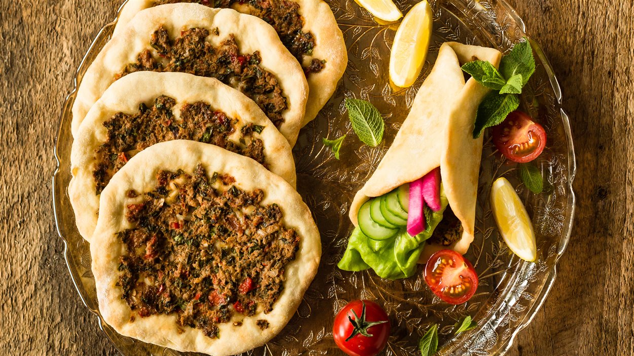 Pizzas arméniennes à la viande (lahmajoun)
