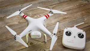 Est-il vrai ou faux qu'il faut un permis de Transports Canada pour utiliser un drone à des fins récréatives?