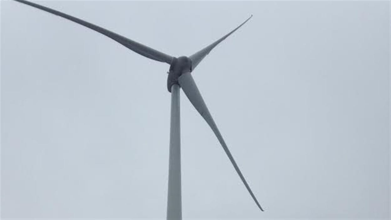 Une éolienne du parc Ellershouse en Nouvelle-Écosse Une éolienne du parc Ellershouse en Nouvelle-Écosse