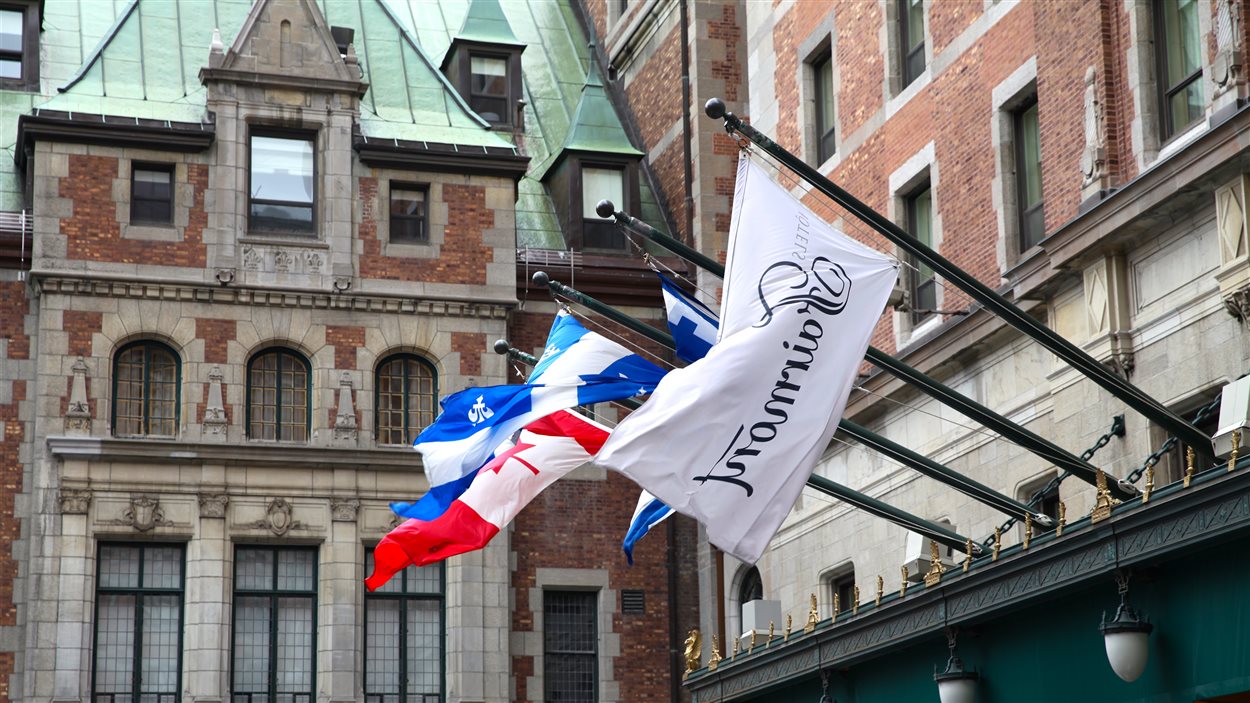 La chaîne Fairmont est vendue au groupe français AccorHotels. La chaîne Fairmont est vendue au groupe français AccorHotels.