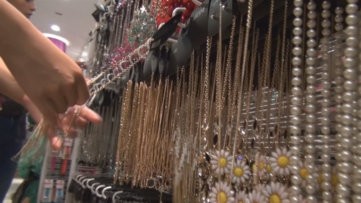 Les bijoux analysés sont en vente dans les magasins Also et Ardène. Les bijoux analysés sont en vente dans les magasins Also et Ardène.