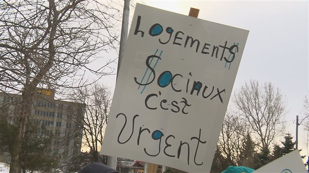 Une affiche à la manifestation de jeudi Une affiche à la manifestation de jeudi