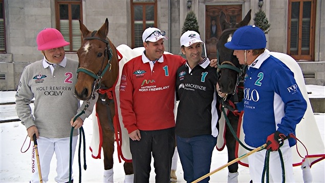 Les chandails des joueurs des équipes de Polo sur neige Tremblant International 2016 Les chandails des joueurs des équipes de Polo sur neige Tremblant International 2016