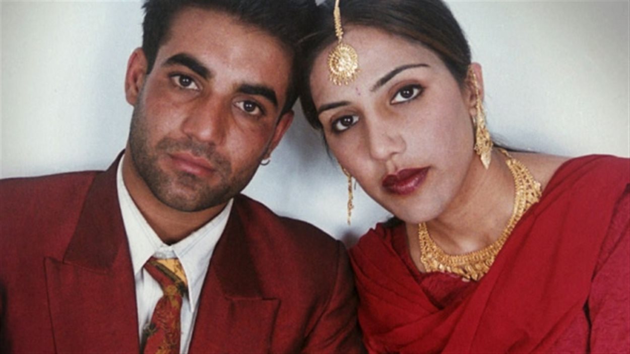 Jassi Sidhu a été assassinée en Inde (à droite) Jassi Sidhu a été assassinée en Inde (à droite)