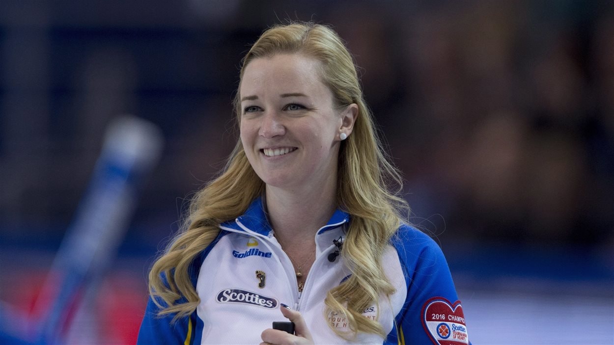 La capitaine de l'Alberta au Tournoi des coeurs, Chelsea Carey La capitaine de l'Alberta au Tournoi des coeurs, Chelsea Carey