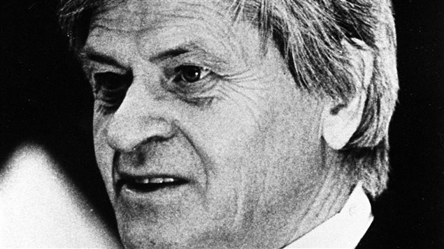 Le père Lacroix en 1985 Le père Lacroix en 1985