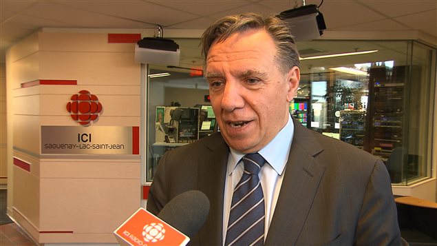 Le chef de la CAQ, François Legault, estime que le gouvernement doit effectuer une veille des 25 à 30 principaux sièges sociaux québécois afin de les maintenir dans la province. Le chef de la CAQ, François Legault, estime que le gouvernement doit effectuer une veille des 25 à 30 principaux sièges sociaux québécois afin de les maintenir dans la province.