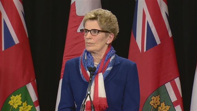 La première ministre de l'Ontario Kathleen Wynne La première ministre de l'Ontario Kathleen Wynne