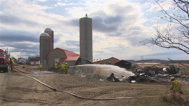 L'incendie de samedi au Bic a détruit un garage L'incendie de samedi au Bic a détruit un garage