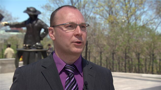 François Choquette, porte-parole néo-démocrate en matière de Langues officielles François Choquette, porte-parole néo-démocrate en matière de Langues officielles