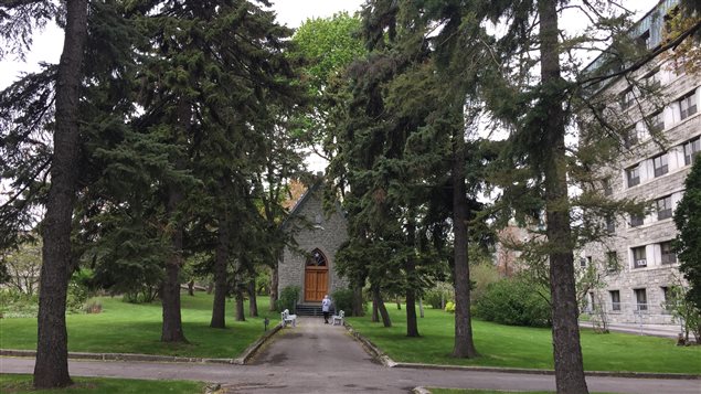 L'allée de la chapelle aujourd'hui L'allée de la chapelle aujourd'hui