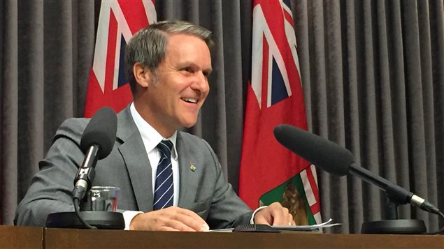 Le ministre des Finances du Manitoba, Cameron Friesen Le ministre des Finances du Manitoba, Cameron Friesen