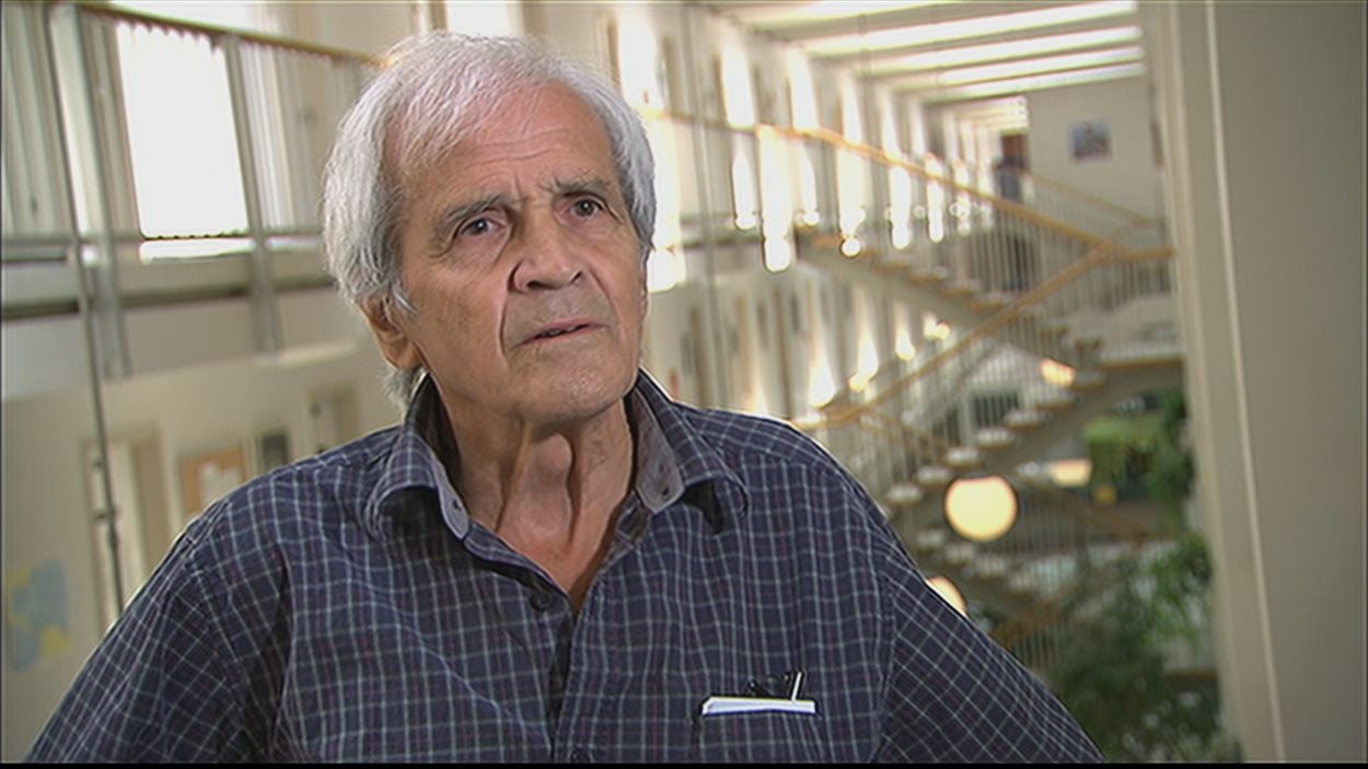 Ethnologue et spécialiste de la culture matérielle, Jean-Claude Dupont a remporté le prix Gérard-Morisset du gouvernement du Québec. Ethnologue et spécialiste de la culture matérielle, Jean-Claude Dupont a remporté le prix Gérard-Morisset du gouvernement du Québec.