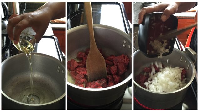 Faire rôtir la viande avec les oignons Faire rôtir la viande avec les oignons
