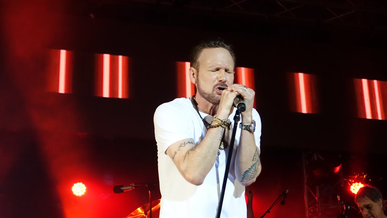 Le chanteur Corey Hart en spectacle au parc de la Francophonie Le chanteur Corey Hart en spectacle au parc de la Francophonie