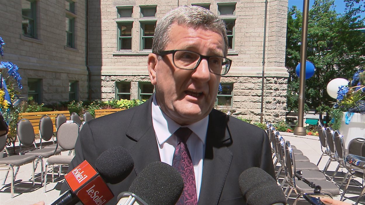 Le maire de Québec, Régis Labeaume Le maire de Québec, Régis Labeaume
