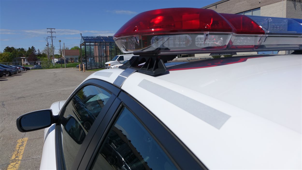 Une voiture de police Une voiture de police