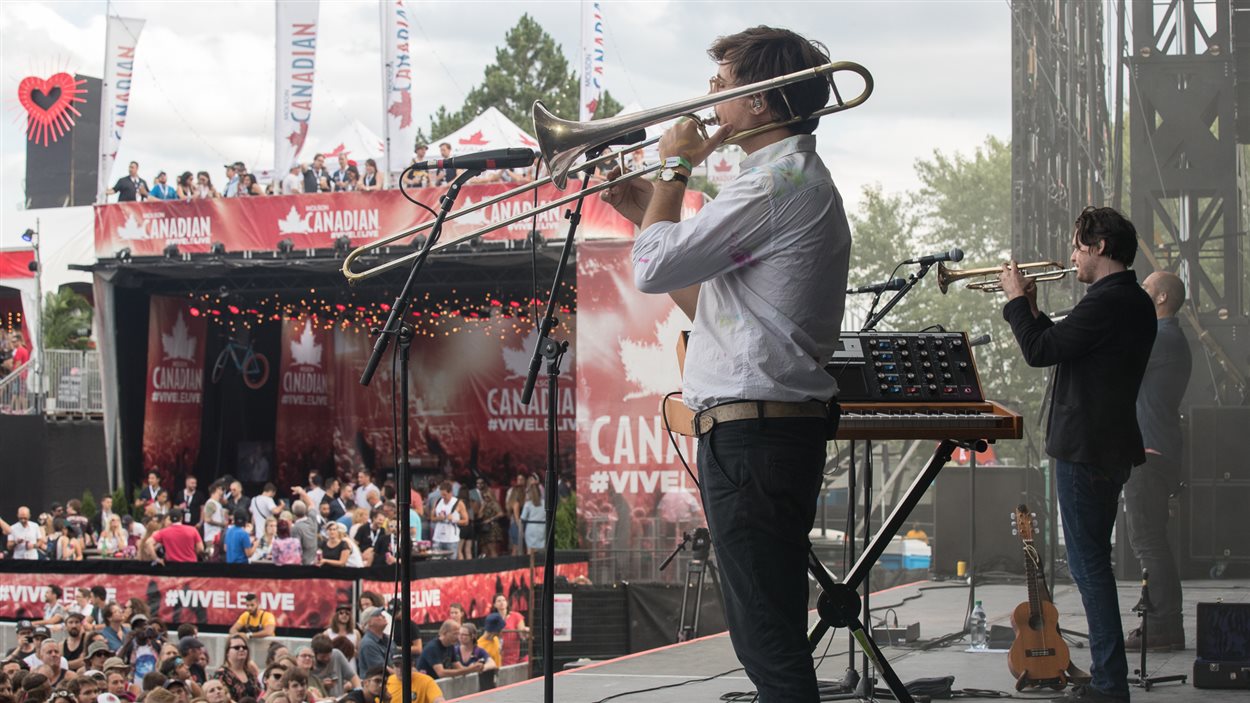 Le groupe Beirut à Osheaga Le groupe Beirut à Osheaga