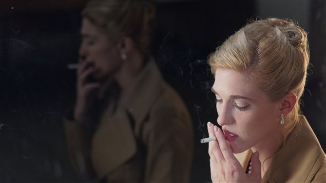 Mylène MacKay dans une scène du film « Nelly » Mylène MacKay dans une scène du film « Nelly »
