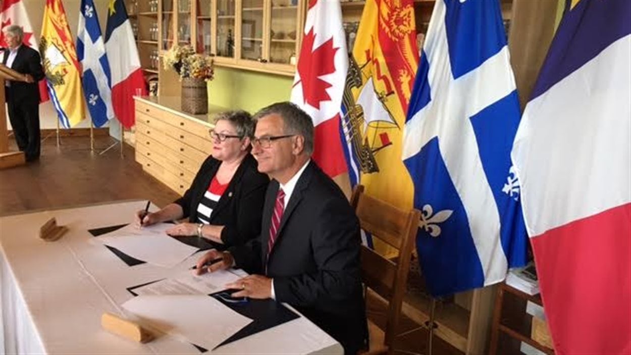Les ministres Francine Landry et Jean-Marc Fournier Les ministres Francine Landry et Jean-Marc Fournier