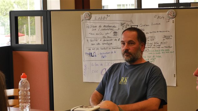 Martin Zibeau, de la Baie-des-Chaleurs, en Gaspésie, est venu s'informer sur les possibilités de démarrer un Living Lab dans sa région. Martin Zibeau, de la Baie-des-Chaleurs, en Gaspésie, est venu s'informer sur les possibilités de démarrer un Living Lab dans sa région.
