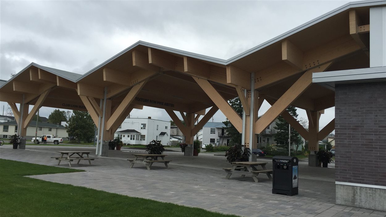 La structure en bois du Marché public de Val-d'Or La structure en bois du Marché public de Val-d'Or
