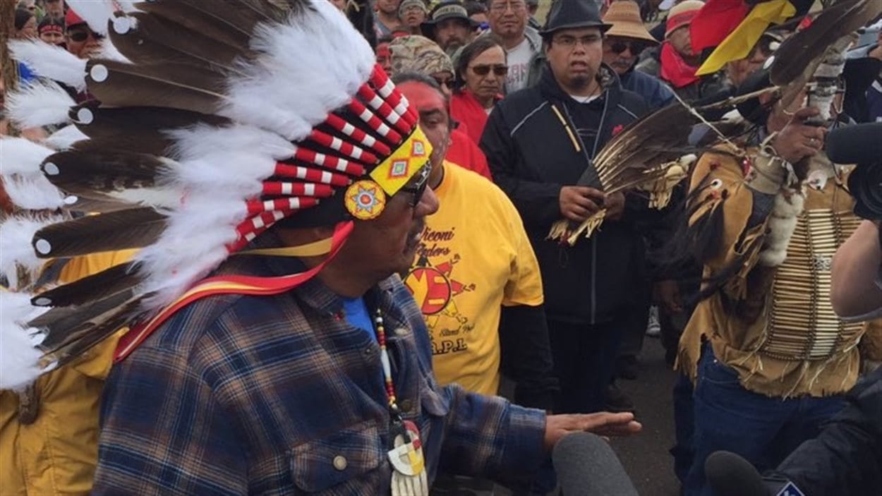 Des vétérans du Vietnam sont venus prêter main-forte à la Première Nation Sioux Standing Rock. Des vétérans du Vietnam sont venus prêter main-forte à la Première Nation Sioux Standing Rock.
