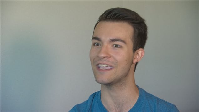 Anthony Azard, diplômé de l'École secondaire Népisiguit en 2016 Anthony Azard, diplômé de l'École secondaire Népisiguit en 2016